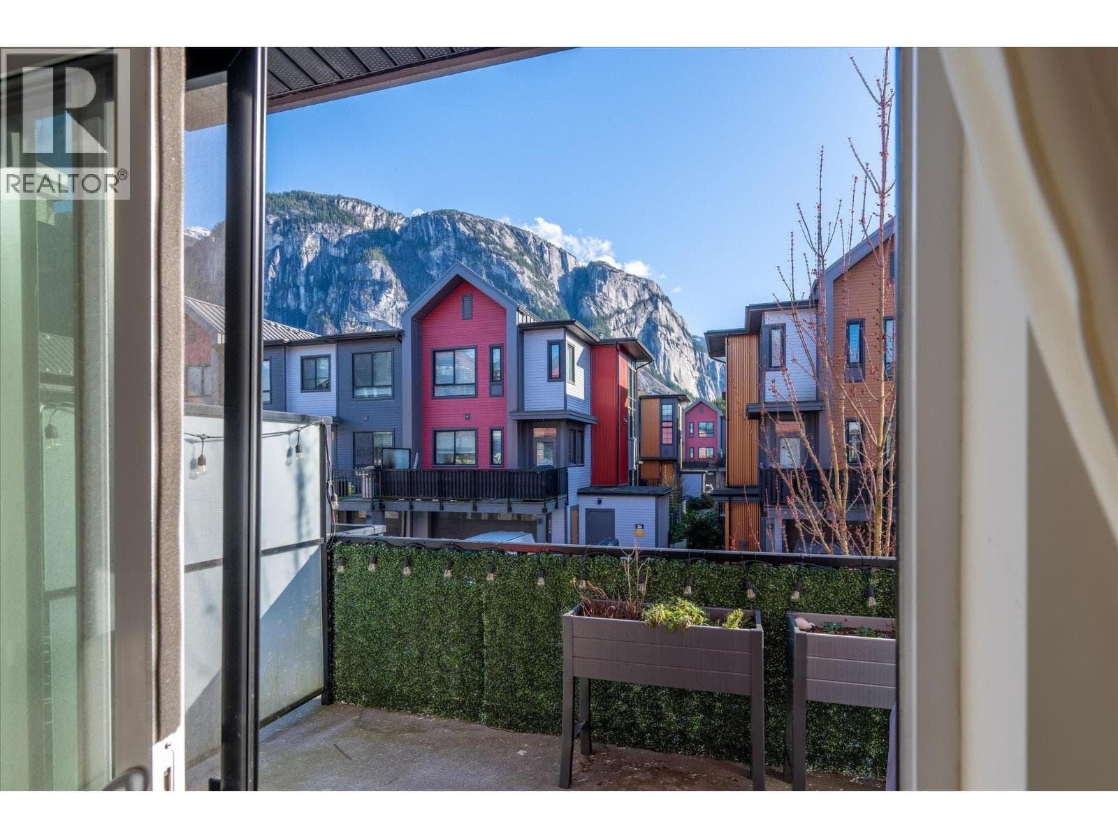 3 bed 3 bath single family at 1361 MARINASIDE PLACE — $969,000
