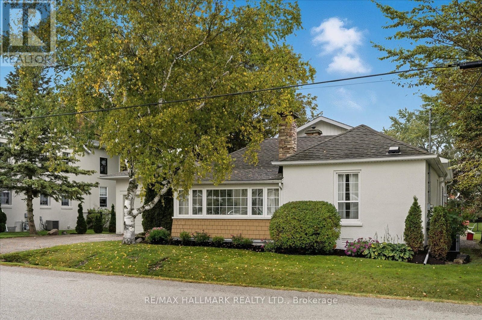 17 MILL STREET photo 4