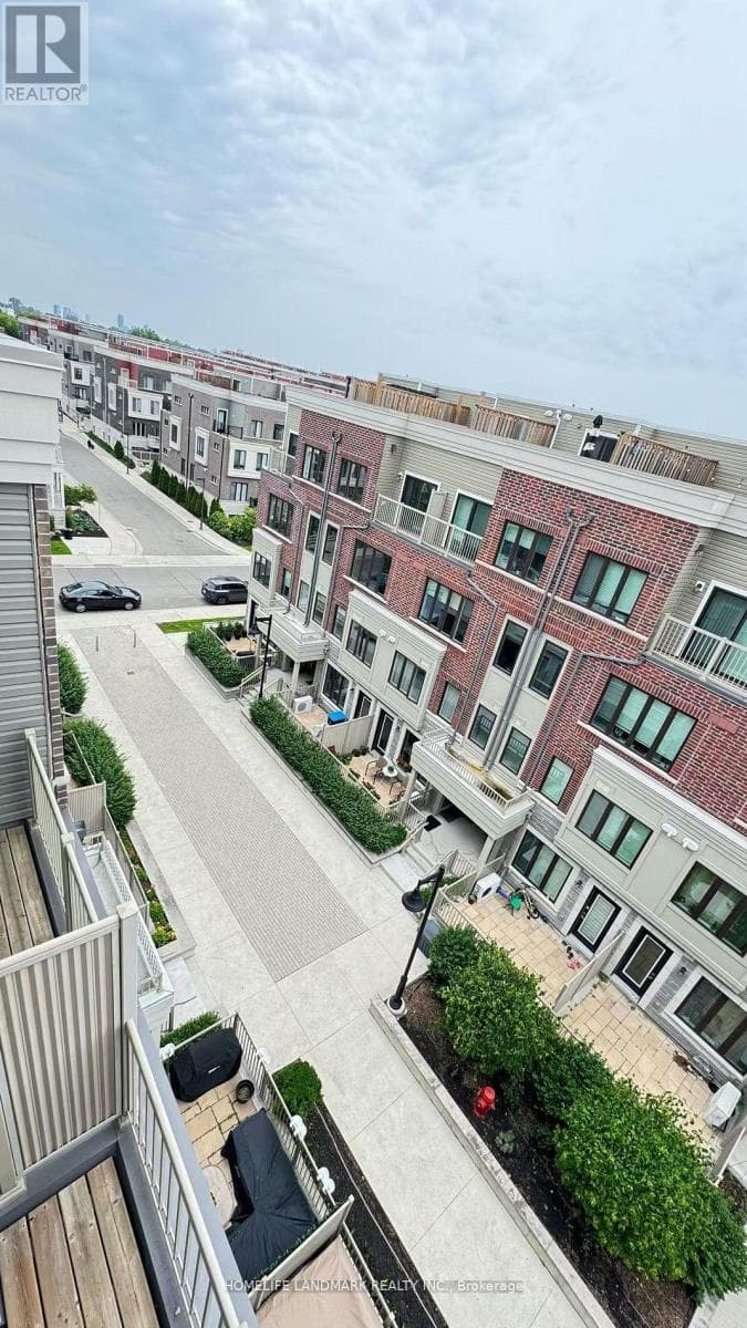 2 bed 3 bath single family at 27 - 95 EASTWOOD PARK GARDENS — $799,000