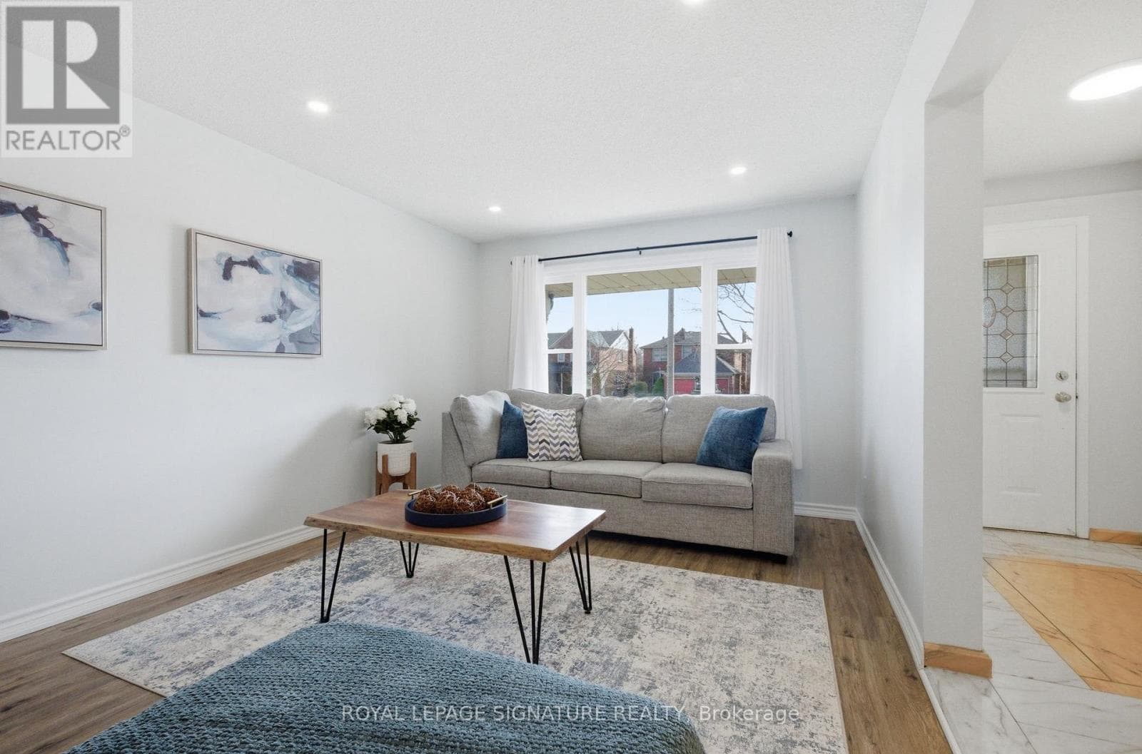 669 HIGHVIEW ROAD photo 3
