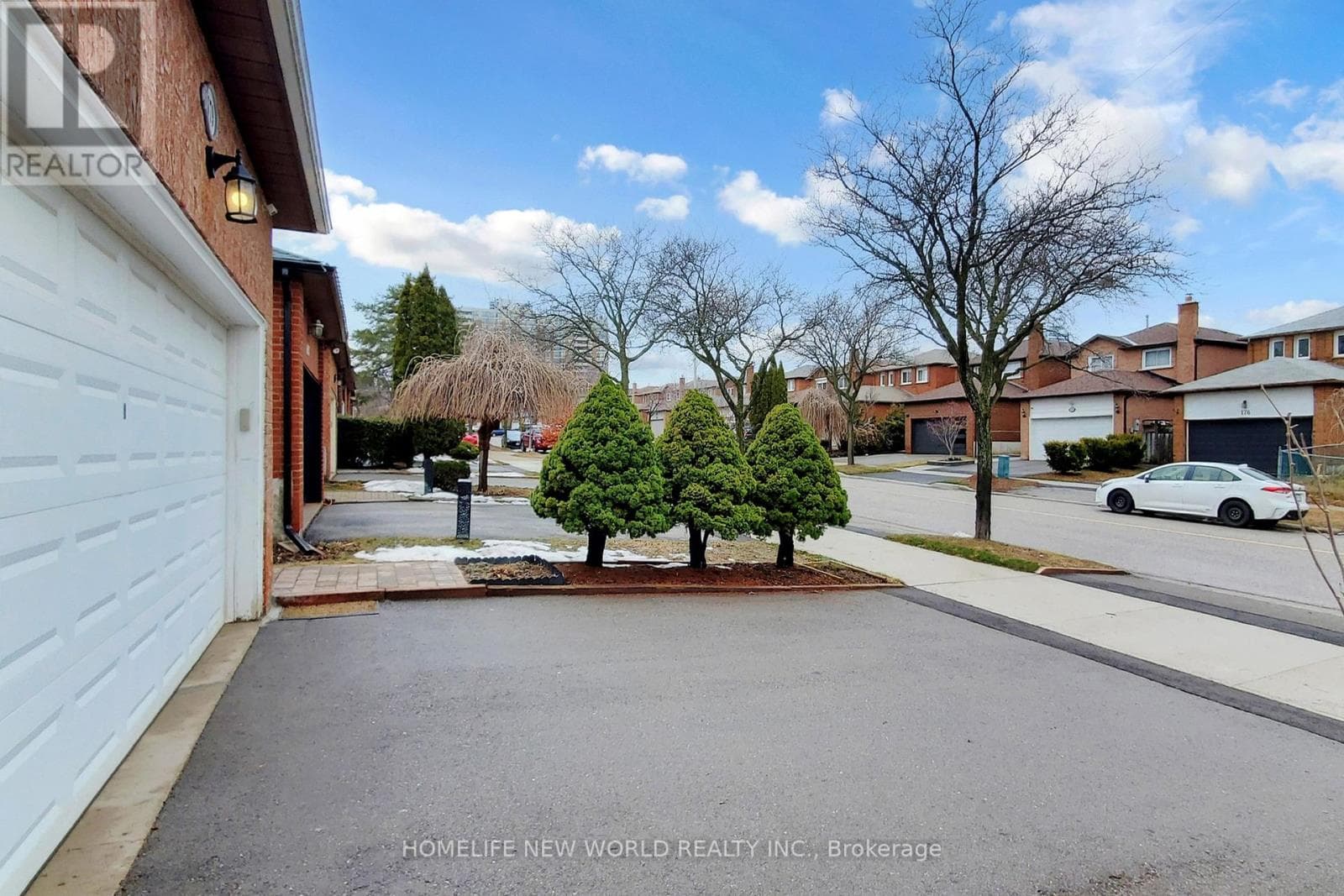 179 CAMPBELL AVENUE photo 3