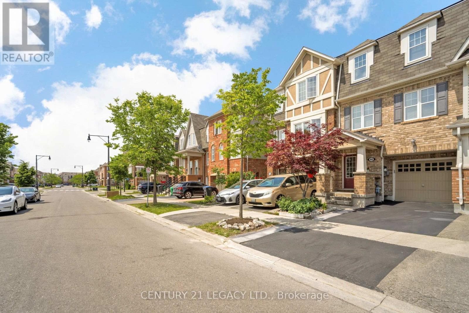 40 DONOMORE DRIVE photo 2