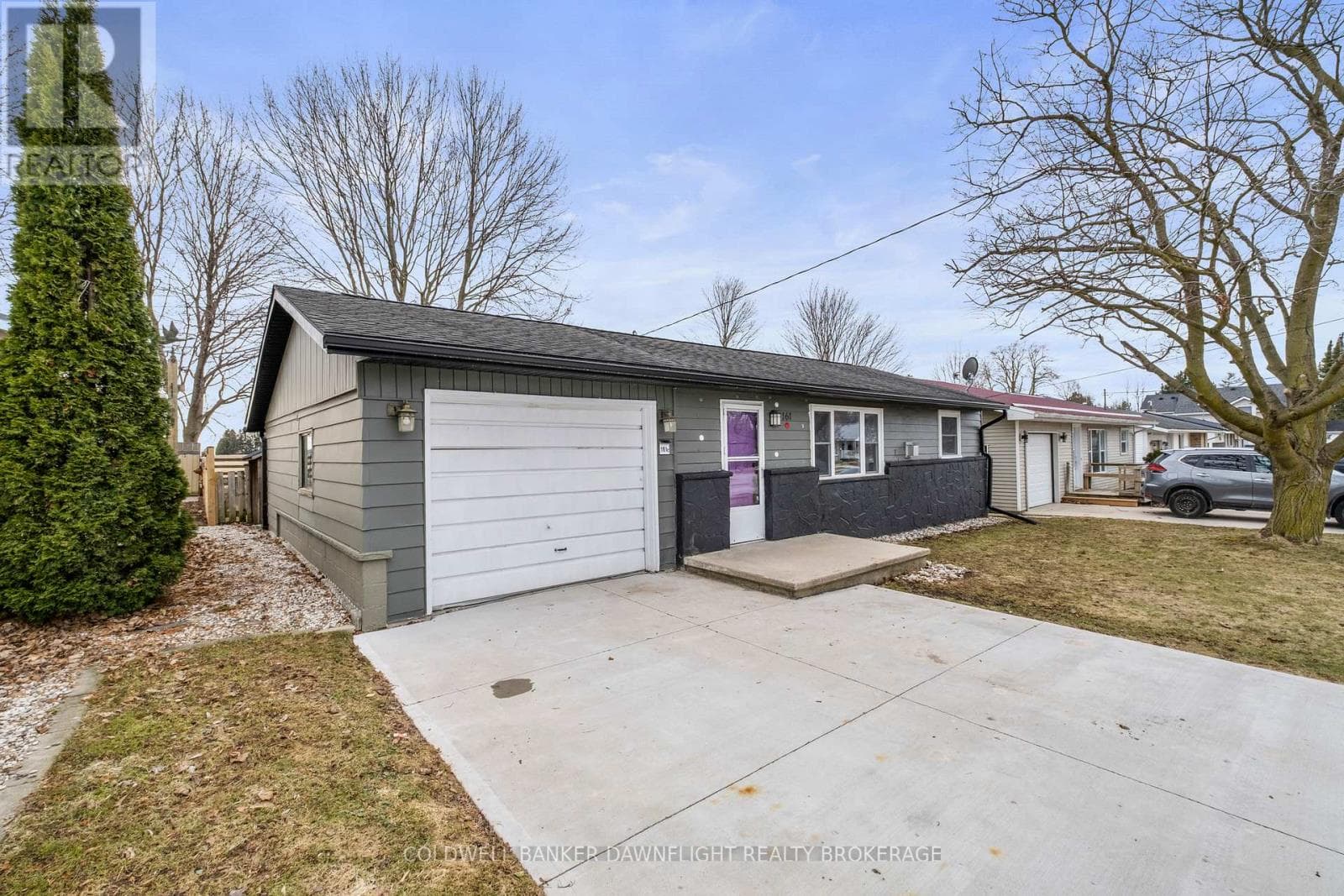 161 HURON STREET E photo 2