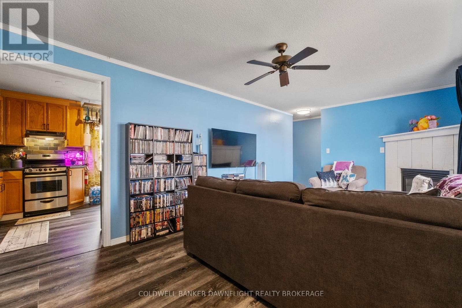 161 HURON STREET E photo 5