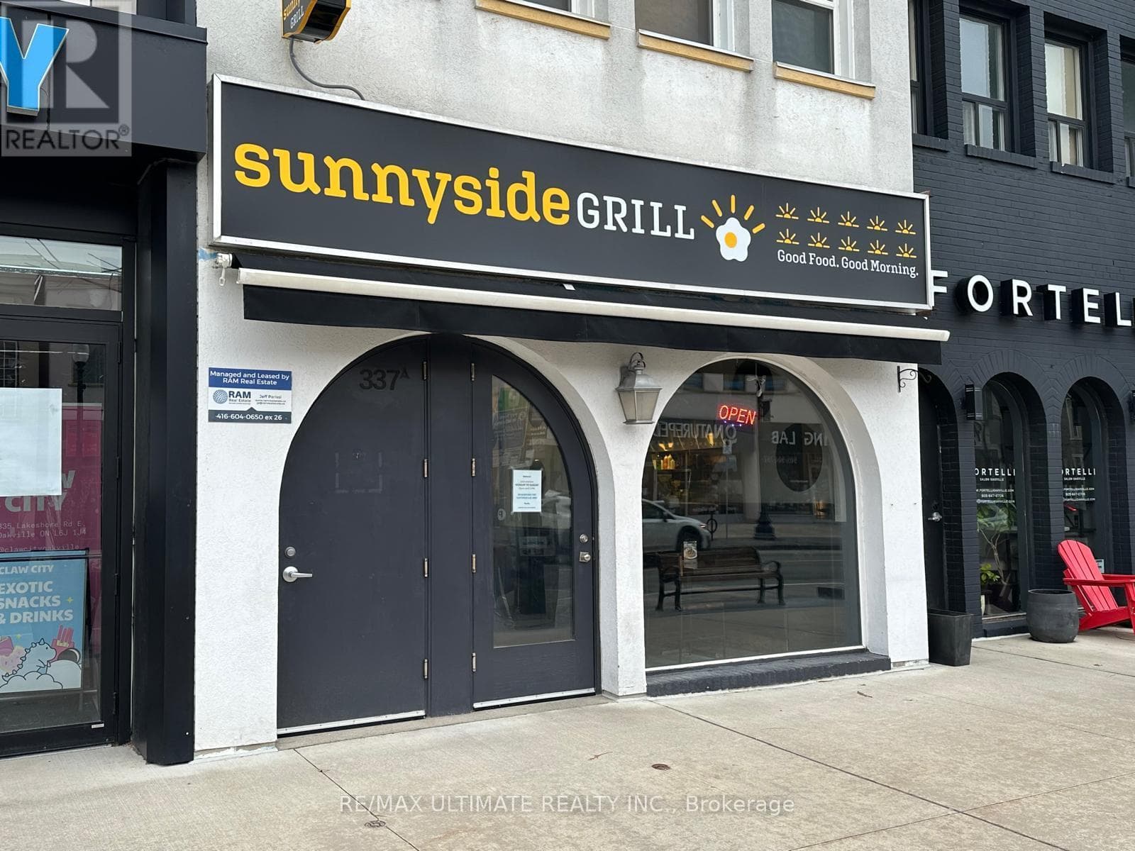 3 bath business at 337 LAKESHORE ROAD E — $123,000