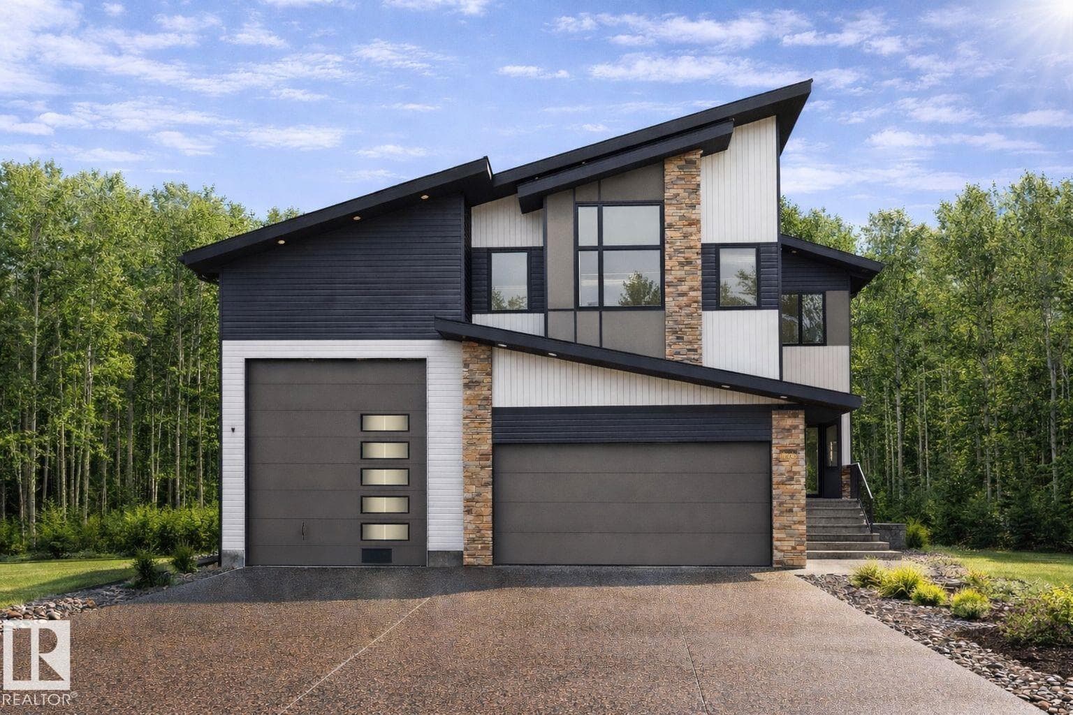 4 bed 4 bath single family at 423 Robinson BV — $759,900