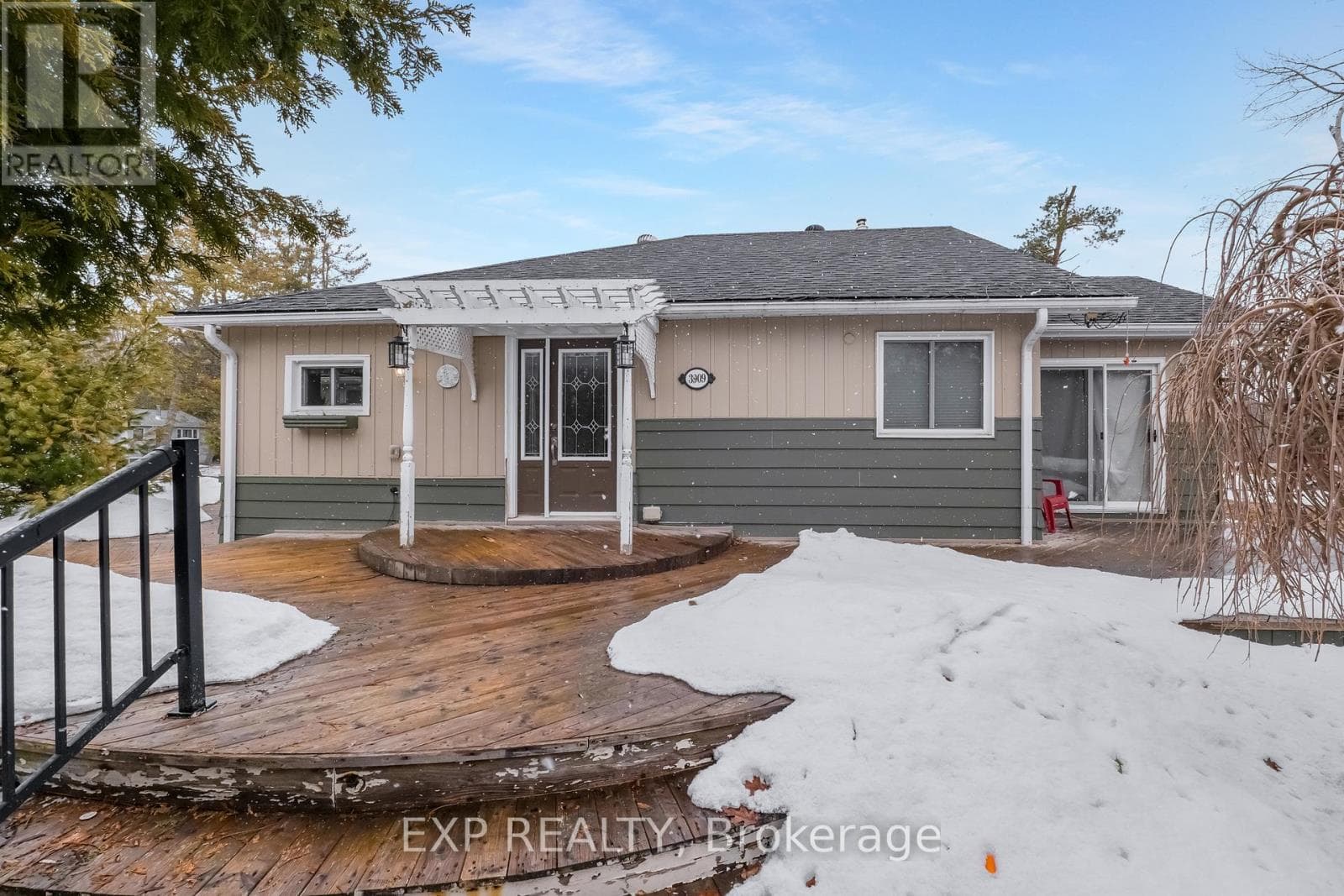 3909 RICHVIEW ROAD photo 3