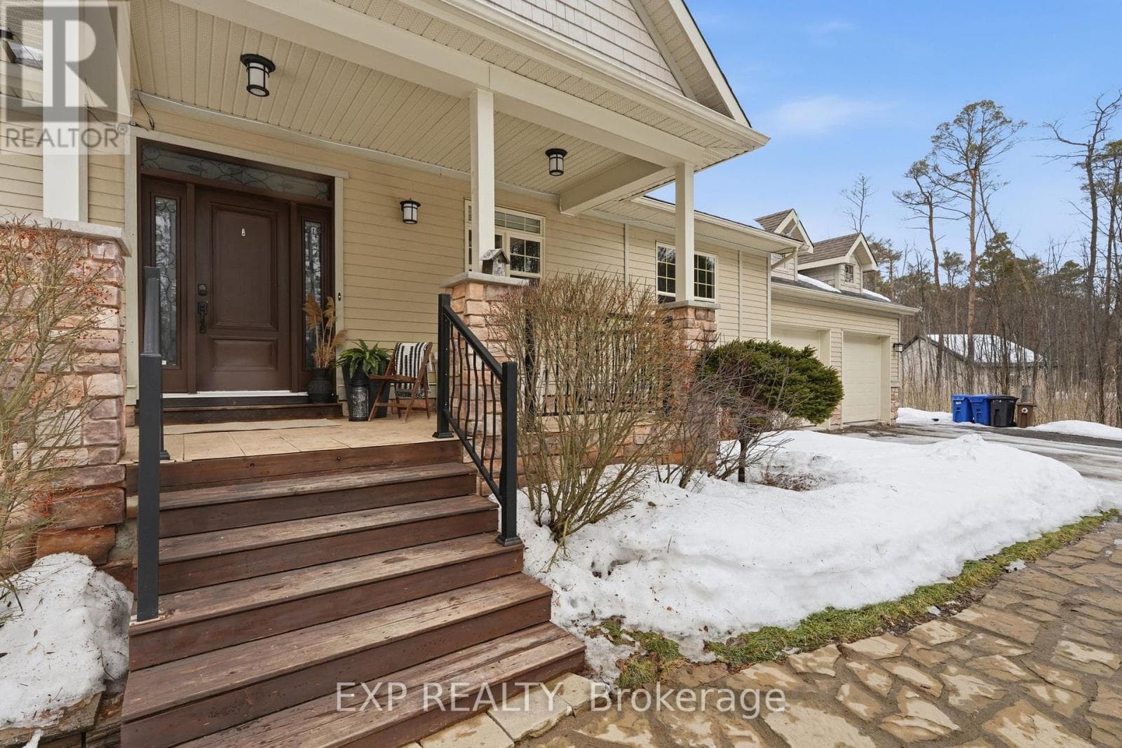 1105 VINETTE ROAD photo 3