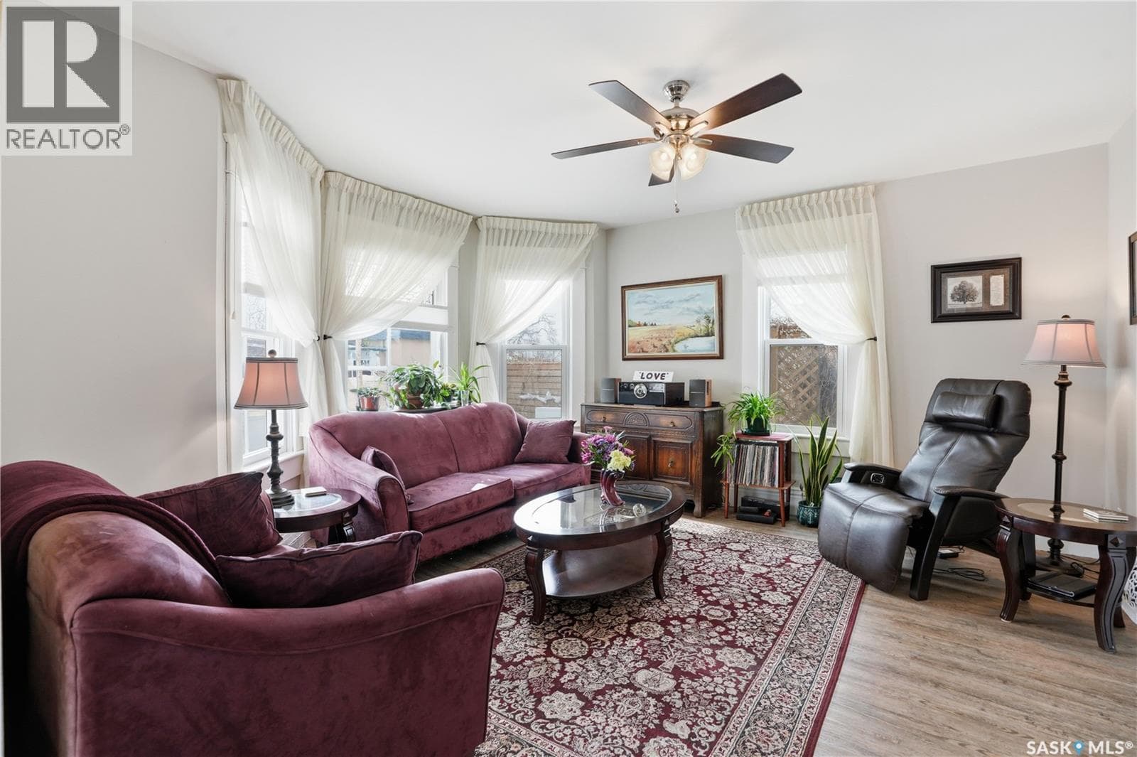 205 3rd AVENUE photo 4