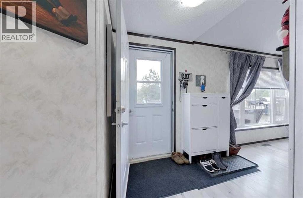 2330 Waskway Drive — photo 2