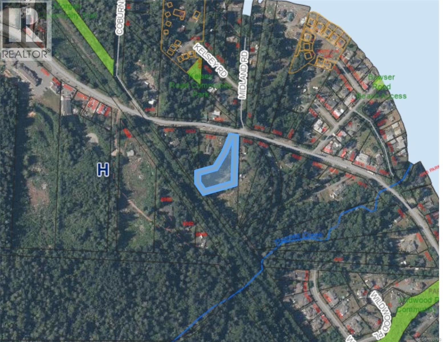 Lot B Island Hwy W photo 6