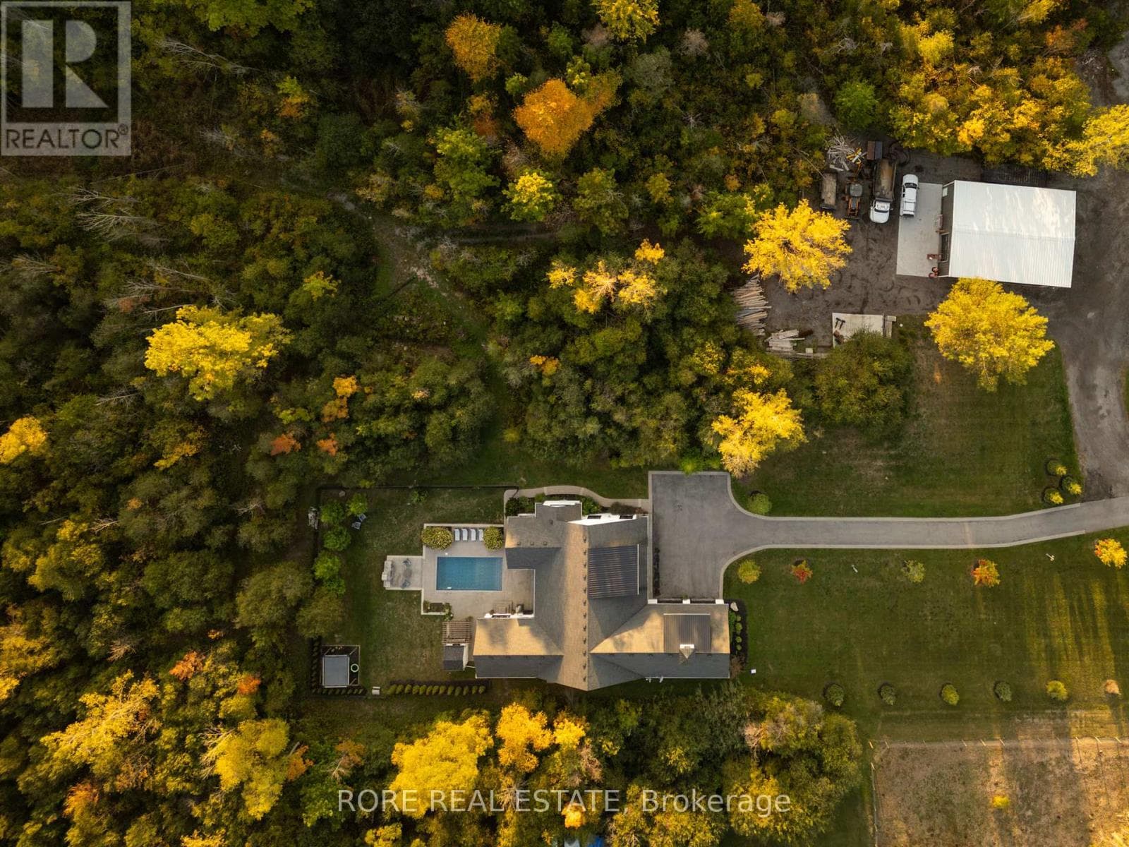 2439 GARRISON ROAD photo 3