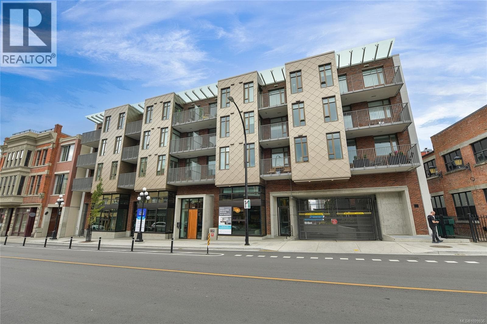 1 bed 1 bath single family at 601 1628 Store St — $425,000