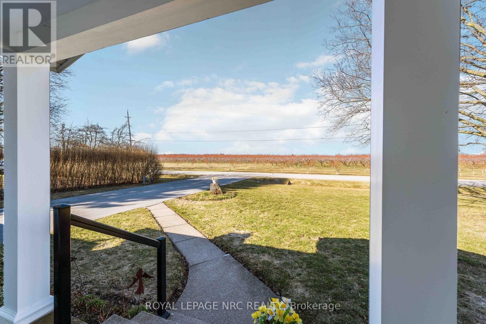 4271 13TH STREET photo 5
