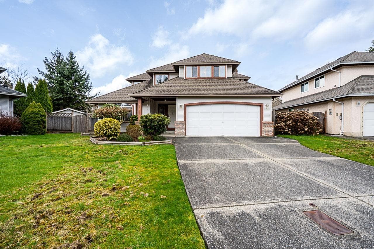16156 94A AVENUE photo 2