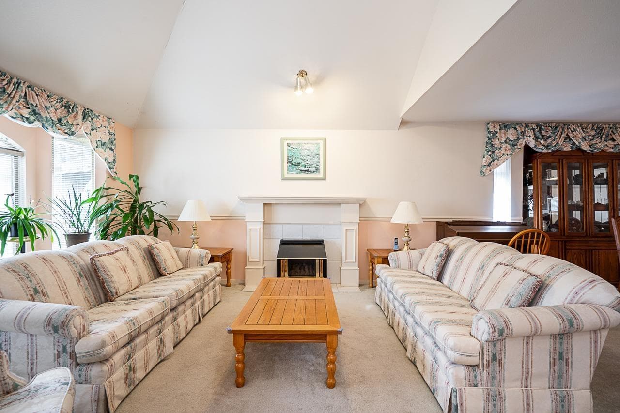 16156 94A AVENUE photo 5