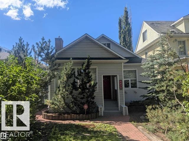 3 bed 2 bath single family at 8416 104 ST NW — $459,900
