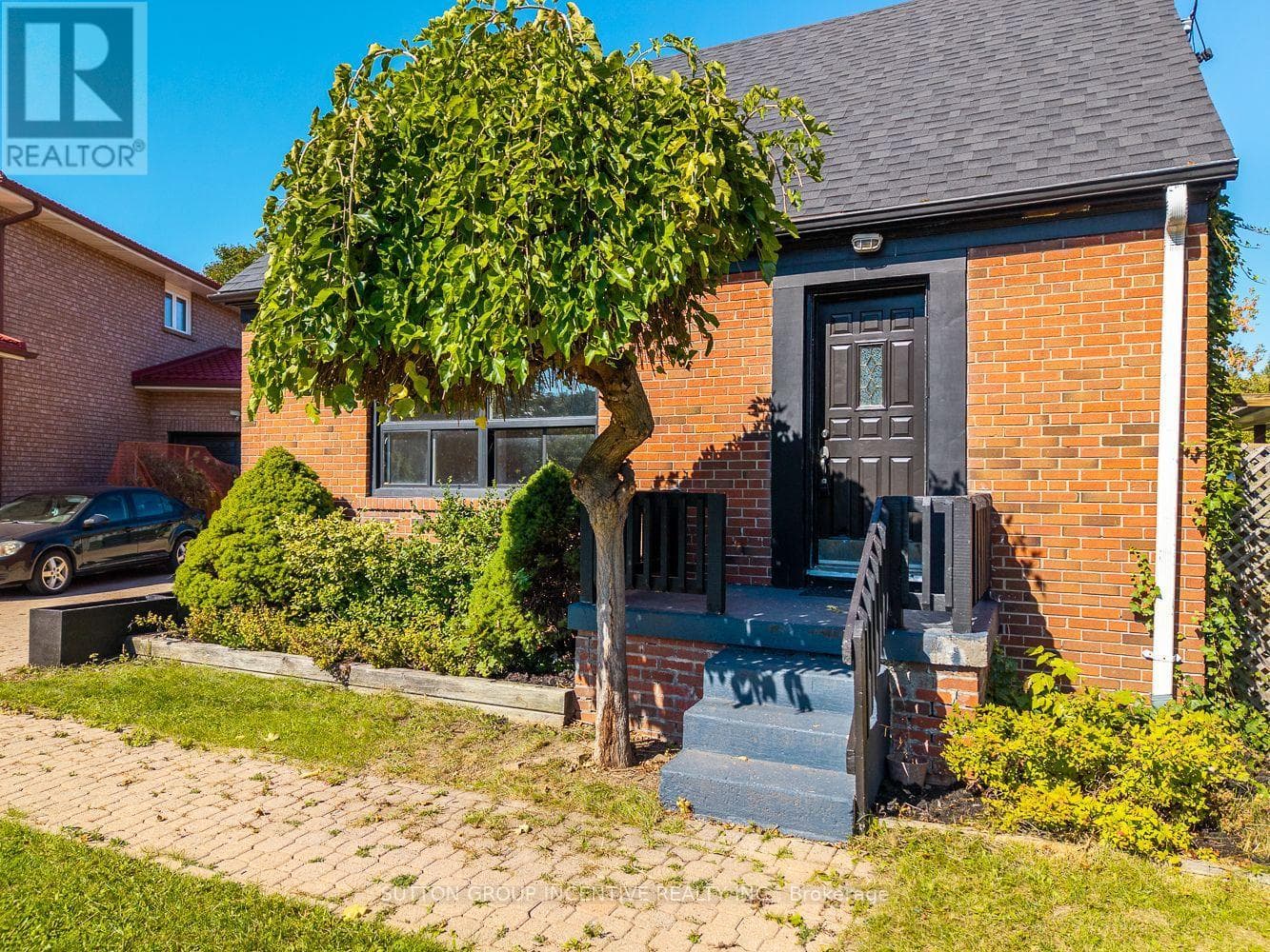 65 BARRHEAD CRESCENT photo 2