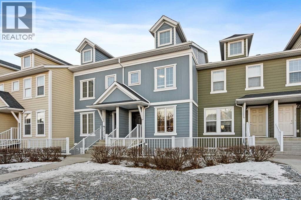 111 Auburn Bay Street SE — photo 3