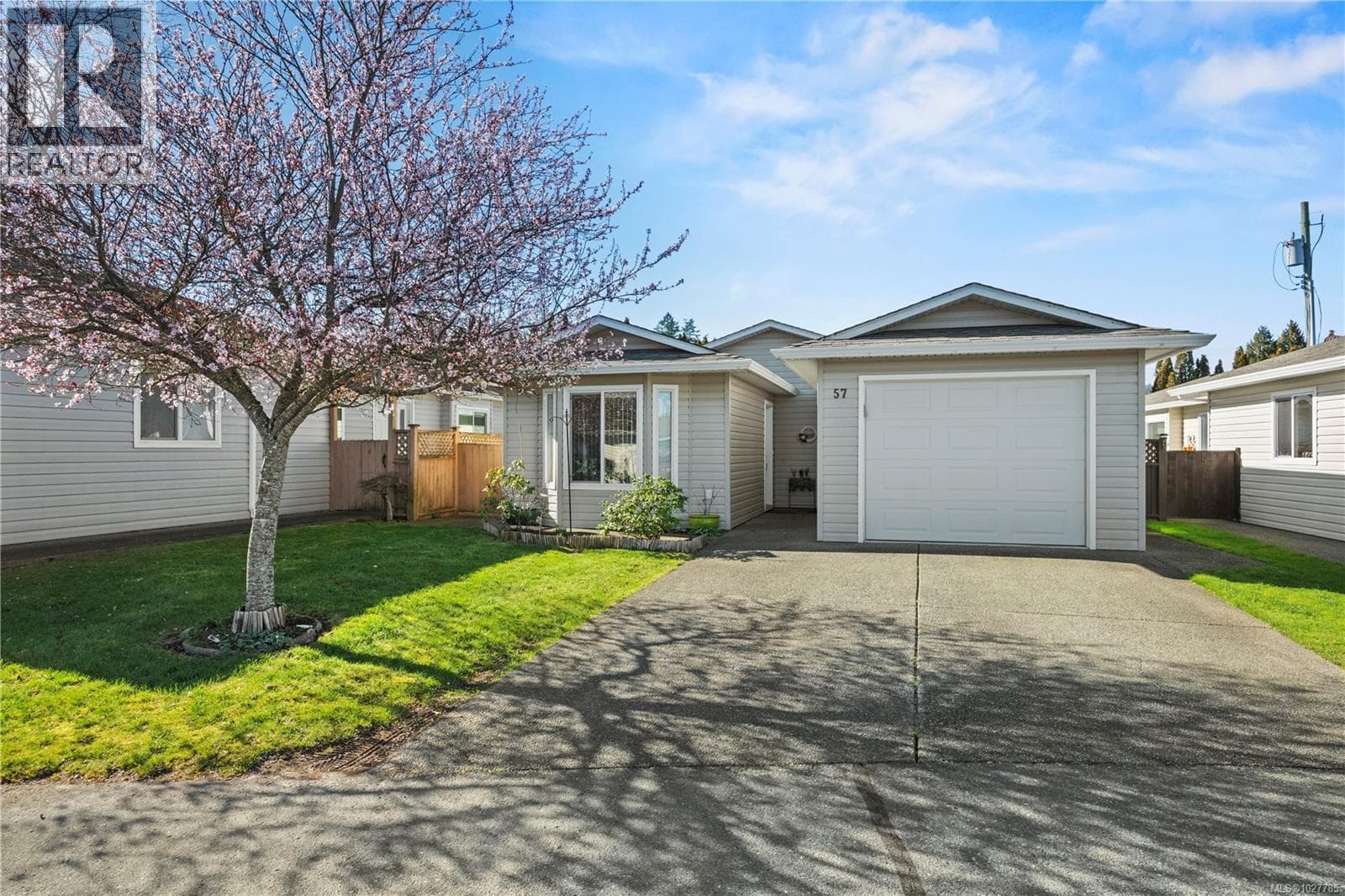 2 bed 2 bath single family at 57 7570 Tetayut Rd — $450,000