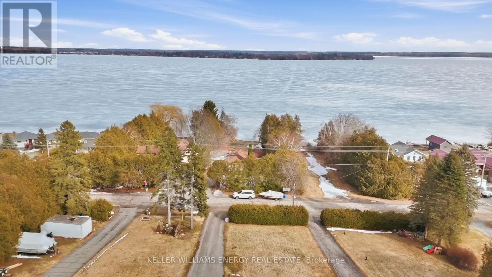 332 CARNEGIE BEACH ROAD photo 2
