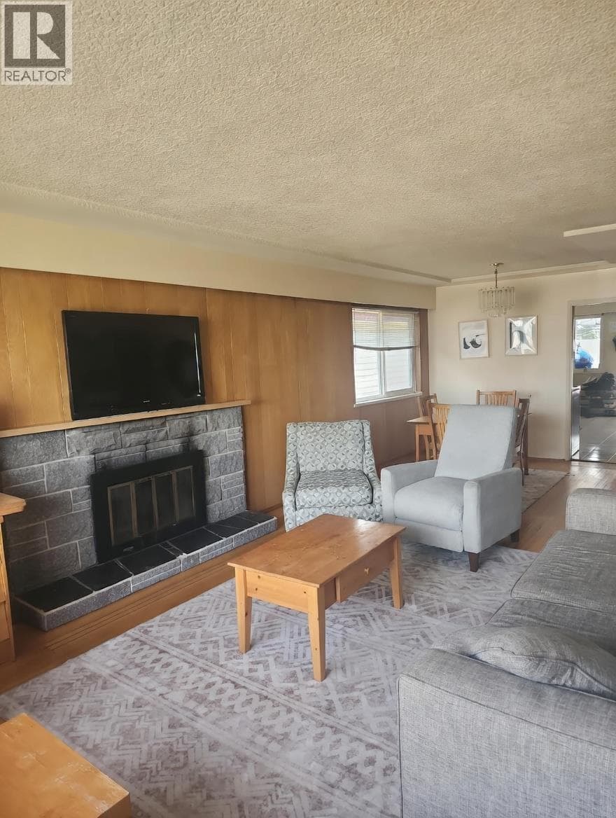 3312 QUEENS AVENUE photo 3