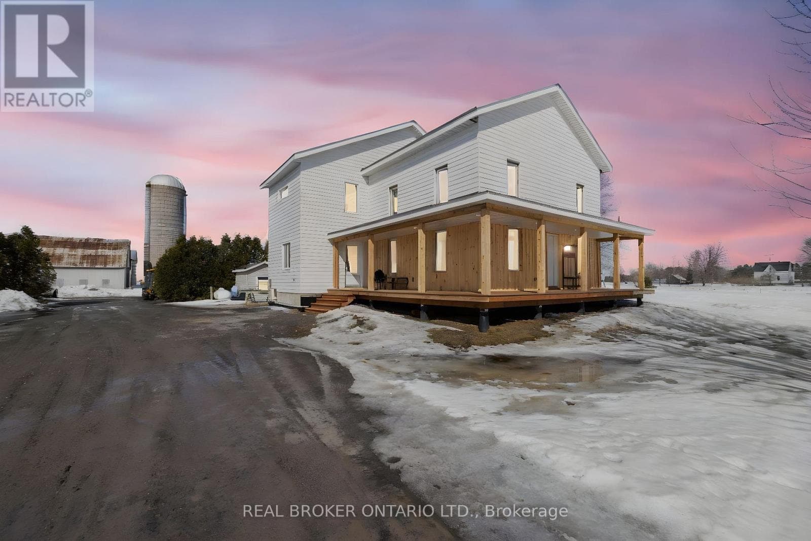 3 bed 2 bath single family at 10969 GILMOUR ROAD — $499,900