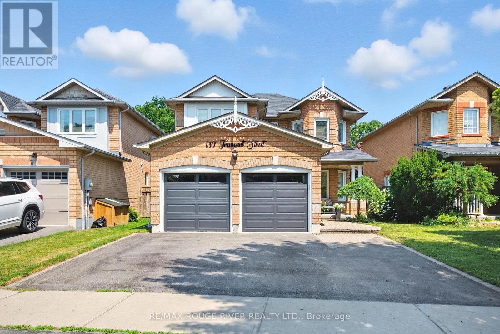 5 bed 4 bath single family at 139 TREMOUNT STREET — $949,000