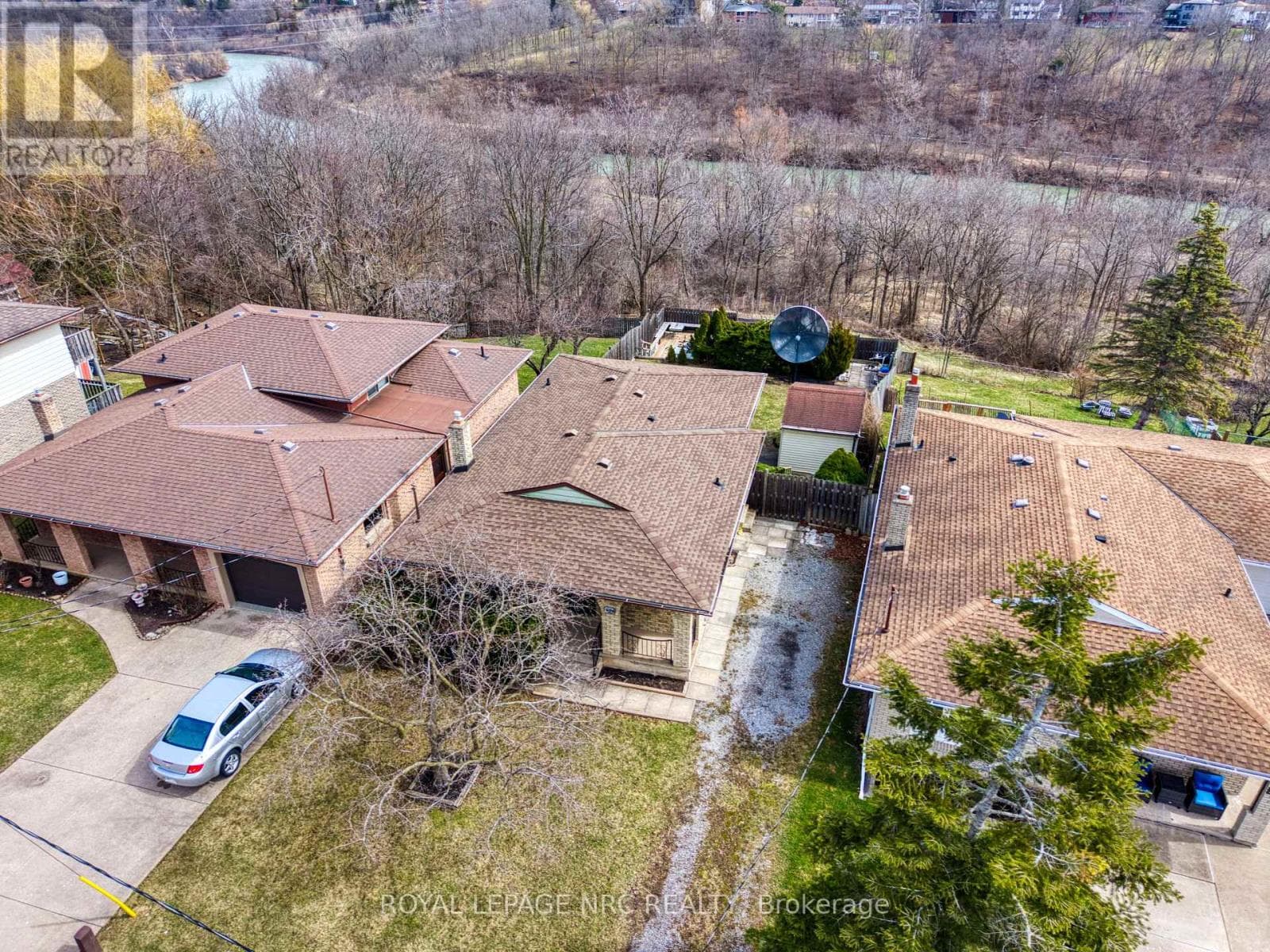 3 bed 2 bath single family at 105 HILLVIEW ROAD — $579,900