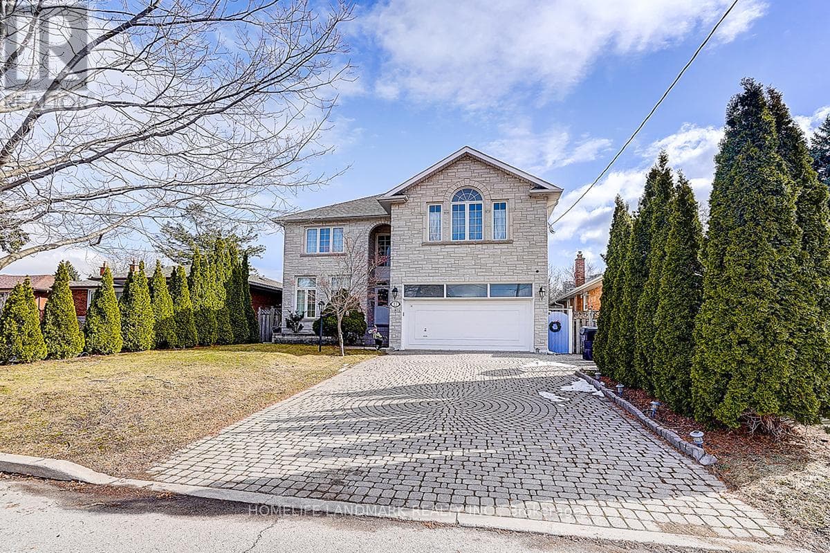 17 AVERILL CRESCENT photo 2