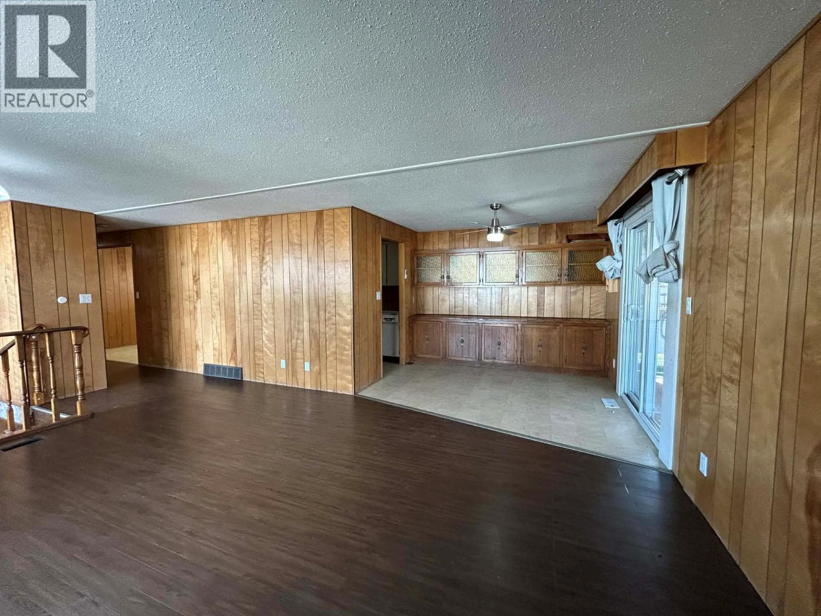7083 DONALDSON Drive photo 5