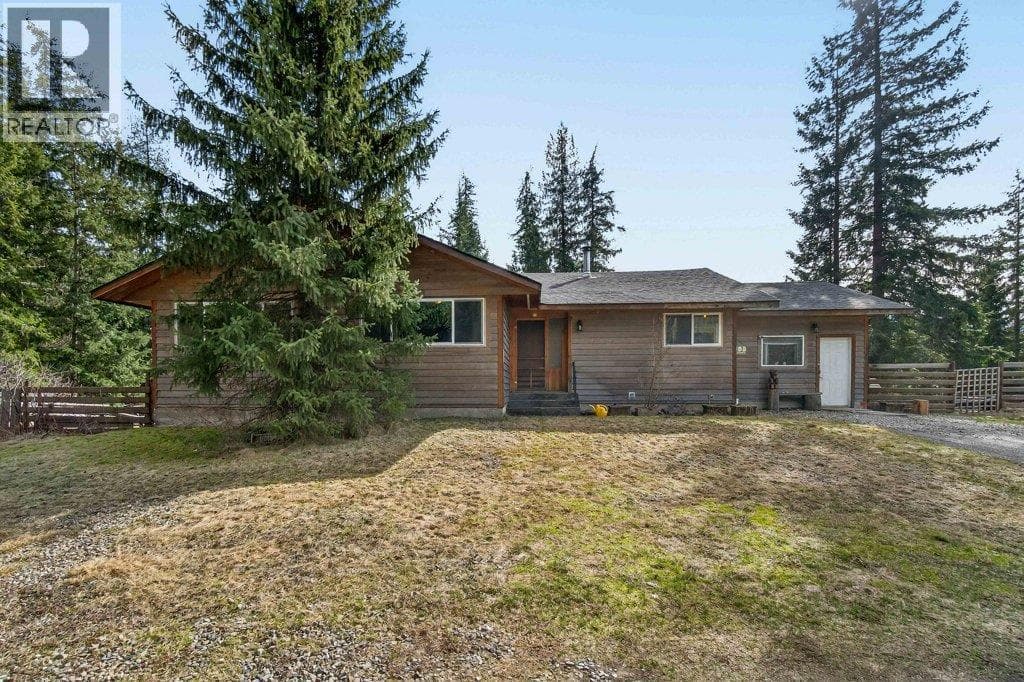 4198 Malakwa Road photo 3