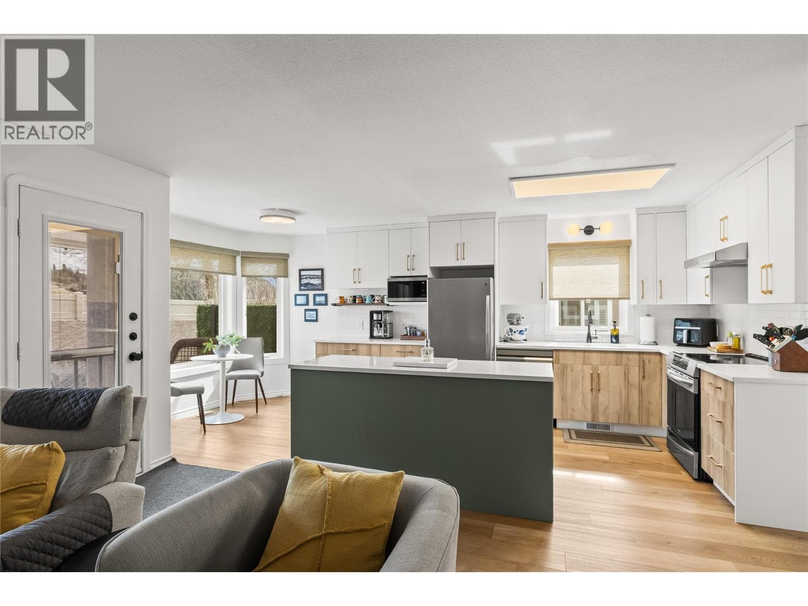 615 Glenmeadows Road Unit# 14 photo 5