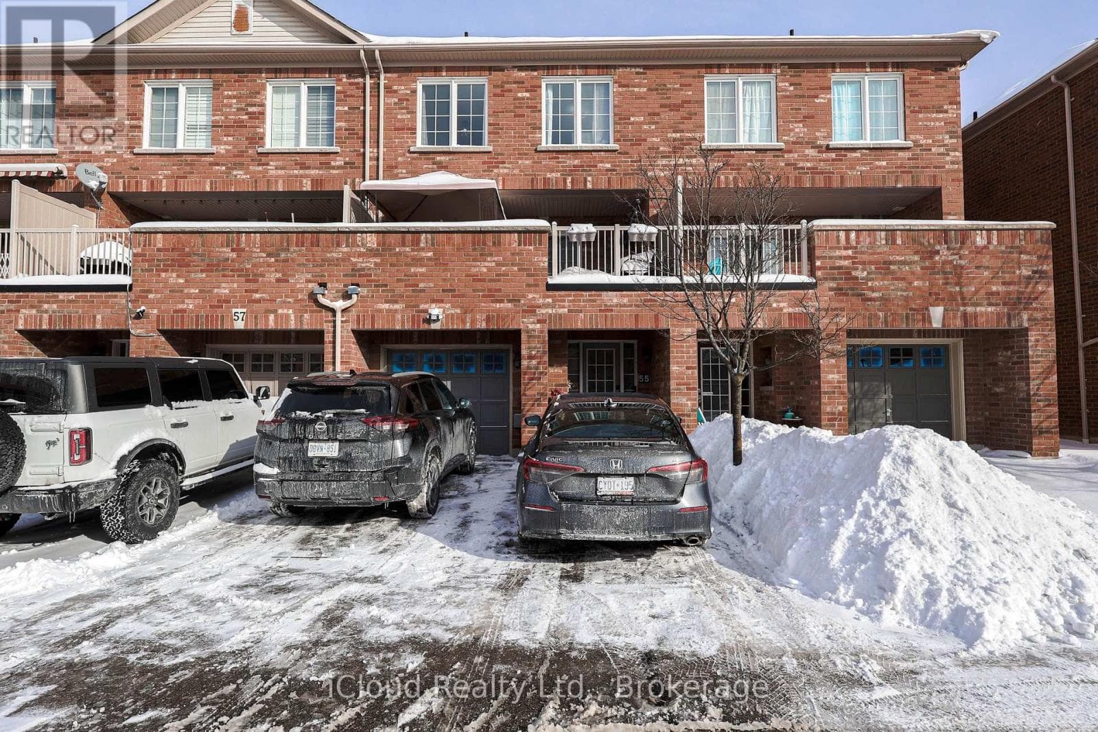 4 bed 3 bath single family at 55 MAIDSTONE WAY — $780,000