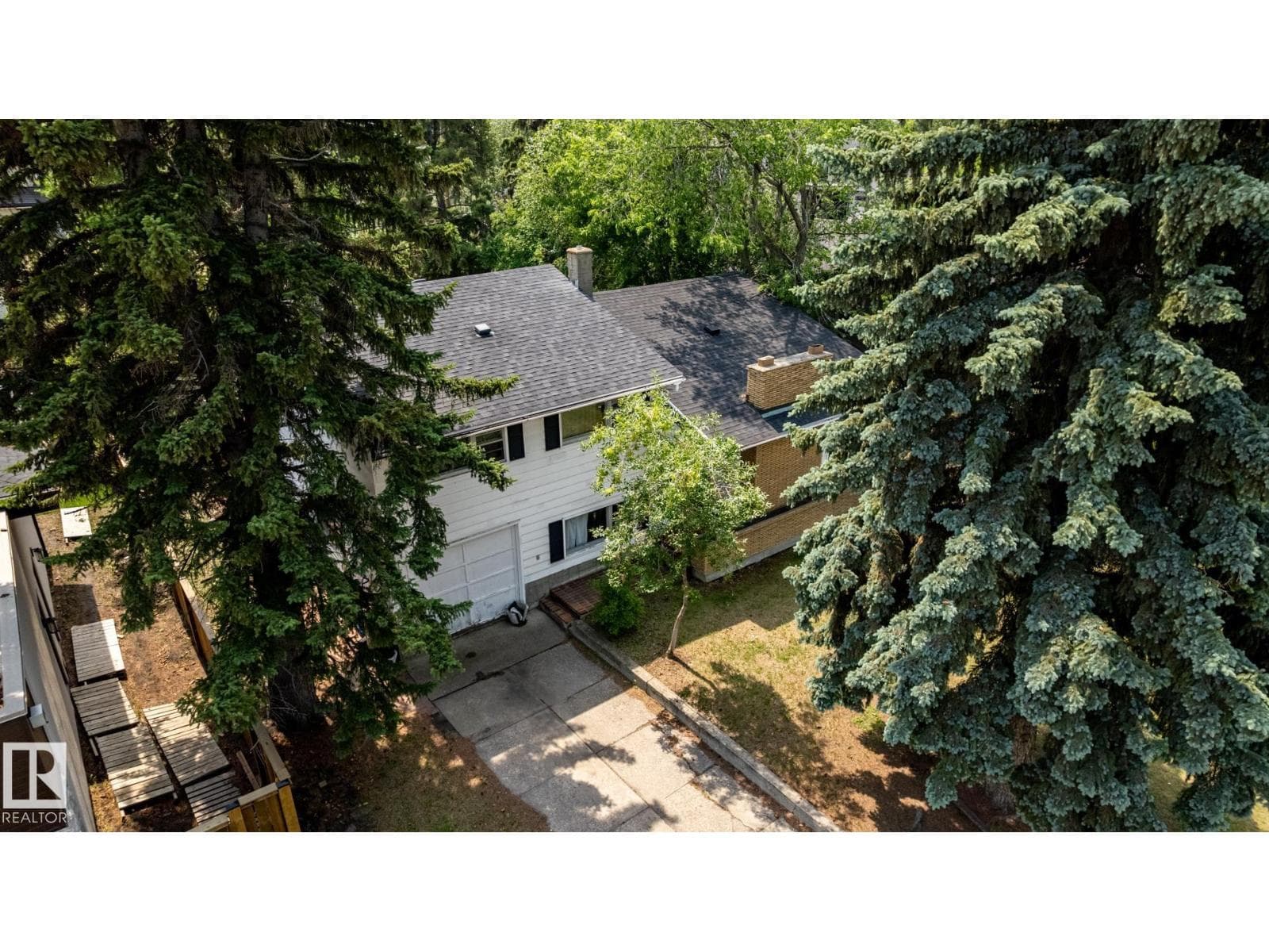 11819 87 AV NW — photo 3