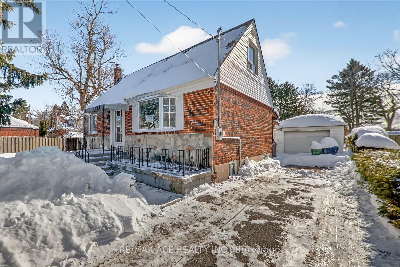 5 bed 3 bath single family at 233 OAKRIDGE DRIVE — $975,000