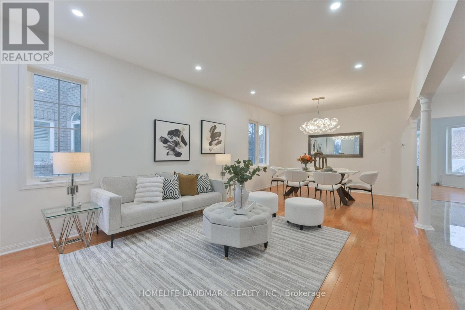 20 FORTUNE CRESCENT photo 3