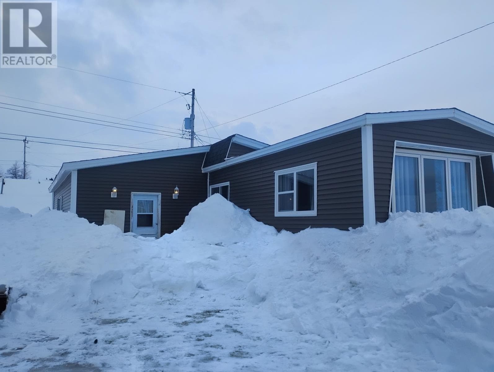 2 bed 1 bath single family at 8 Ollerhead Road — $126,500