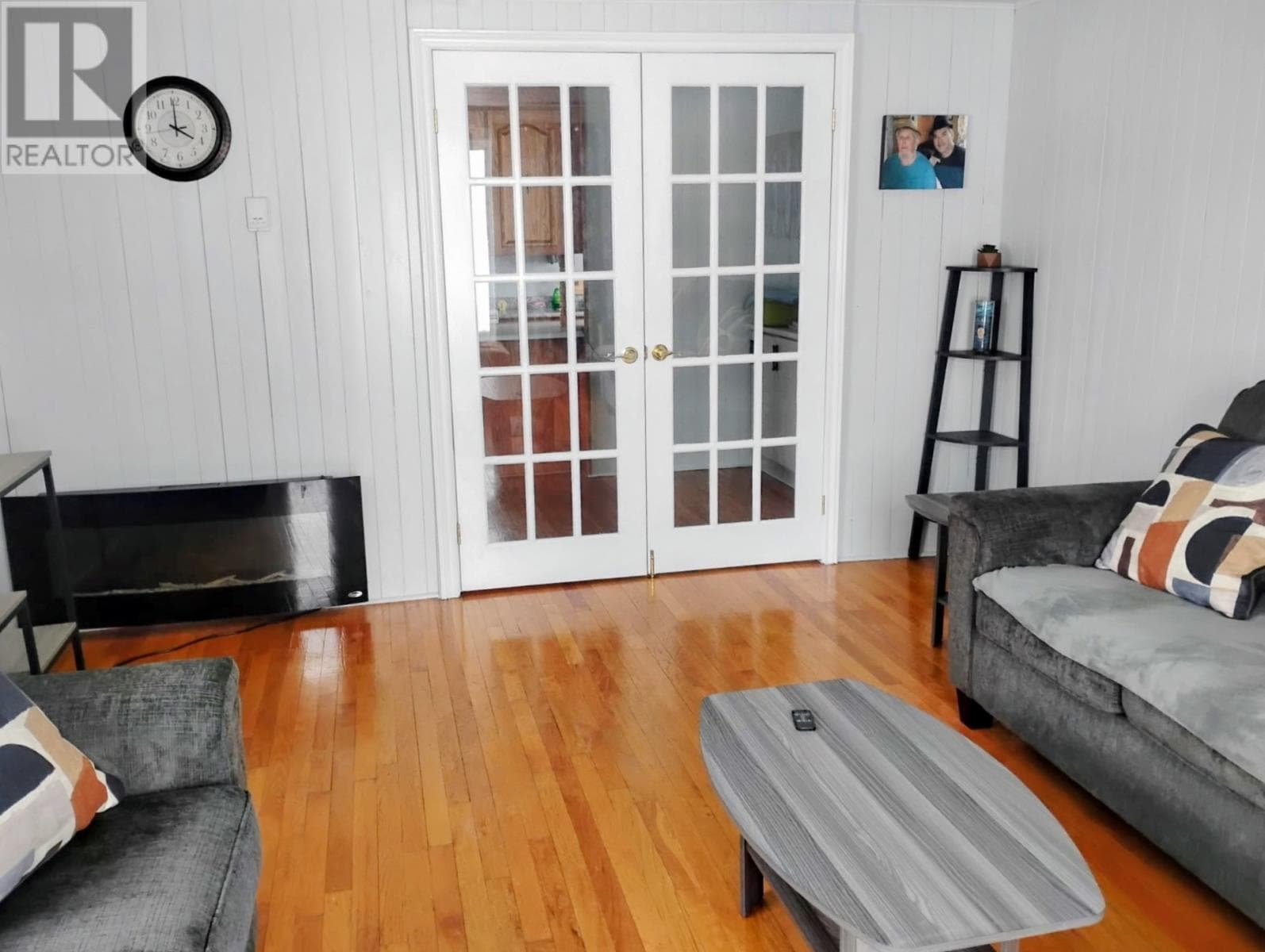 8 Ollerhead Road photo 4