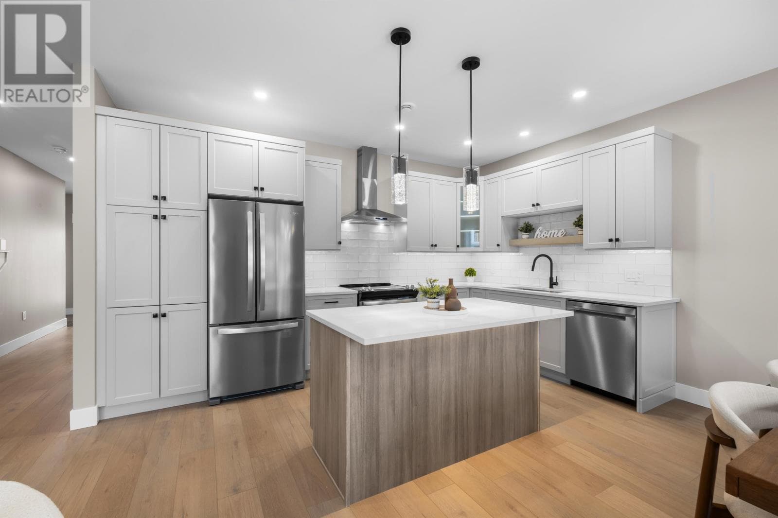 9 Anne Avenue photo 4