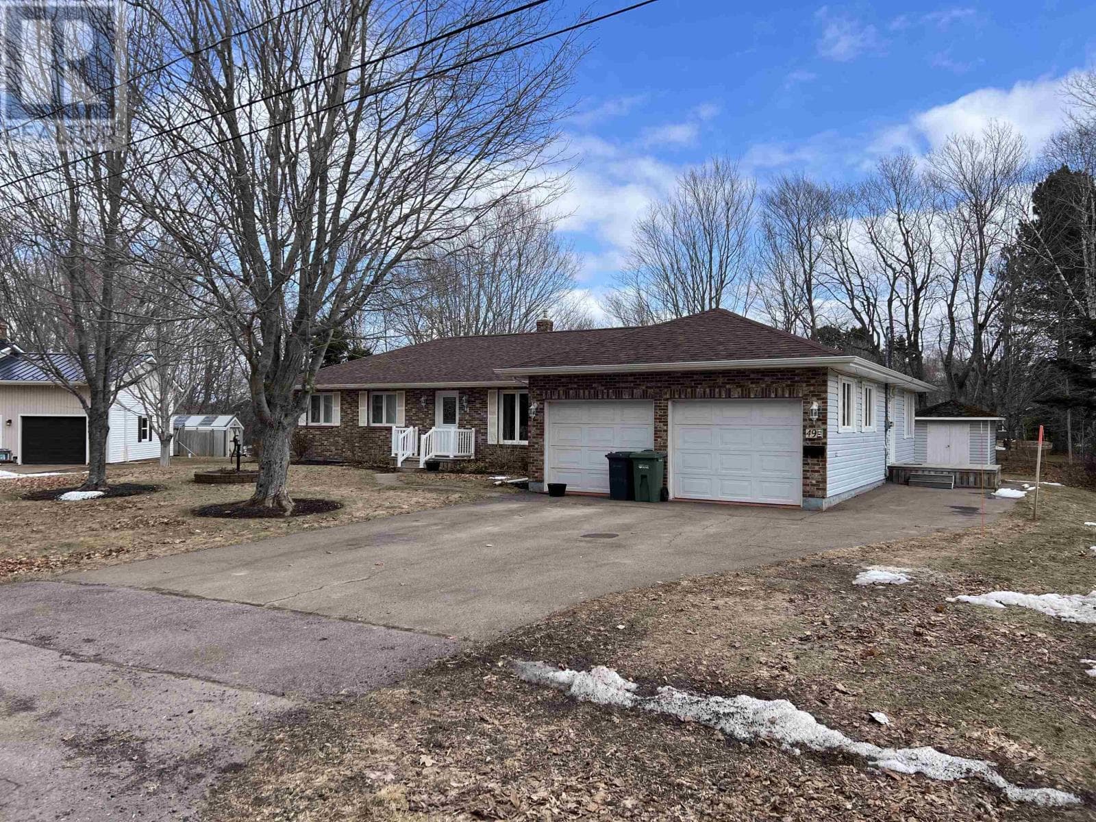 49 PINE Drive photo 2
