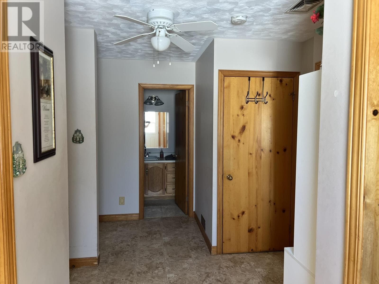 49 PINE Drive photo 3