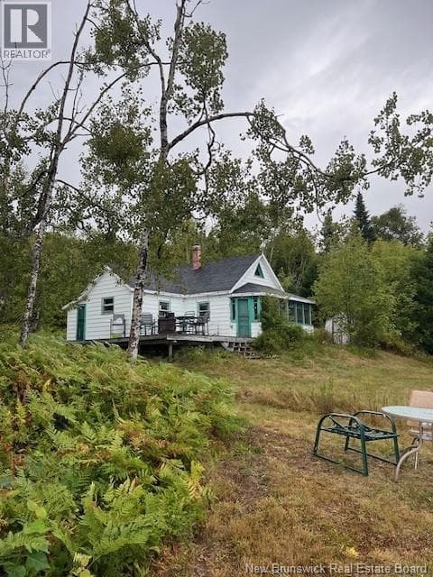 4 bed 1 bath single family at 7 Islandview Lane — $139,900