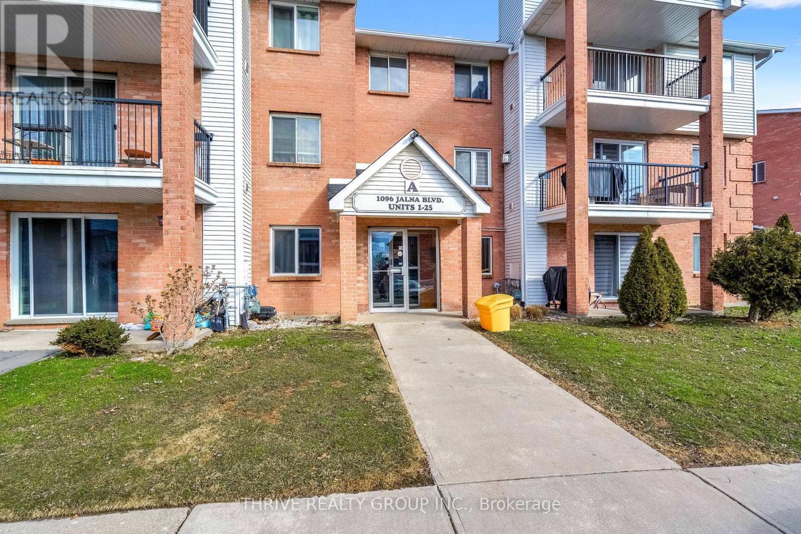 17 - 1096 JALNA BOULEVARD photo 2