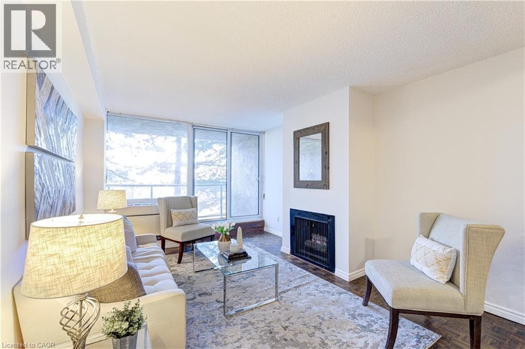 20 SPEERS Road Unit# 304 photo 4