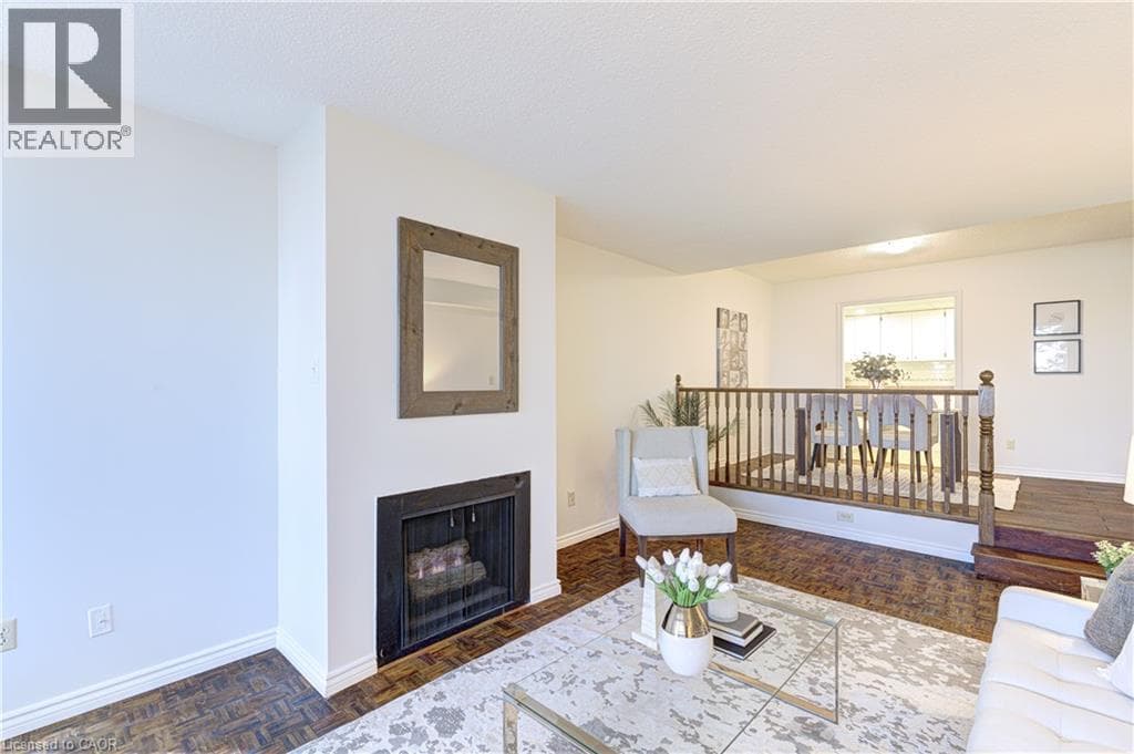 20 SPEERS Road Unit# 304 photo 5