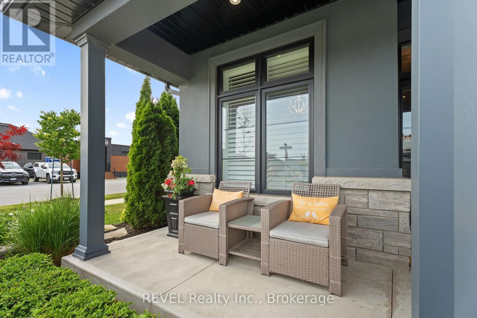 120 CARRICK TRAIL photo 4