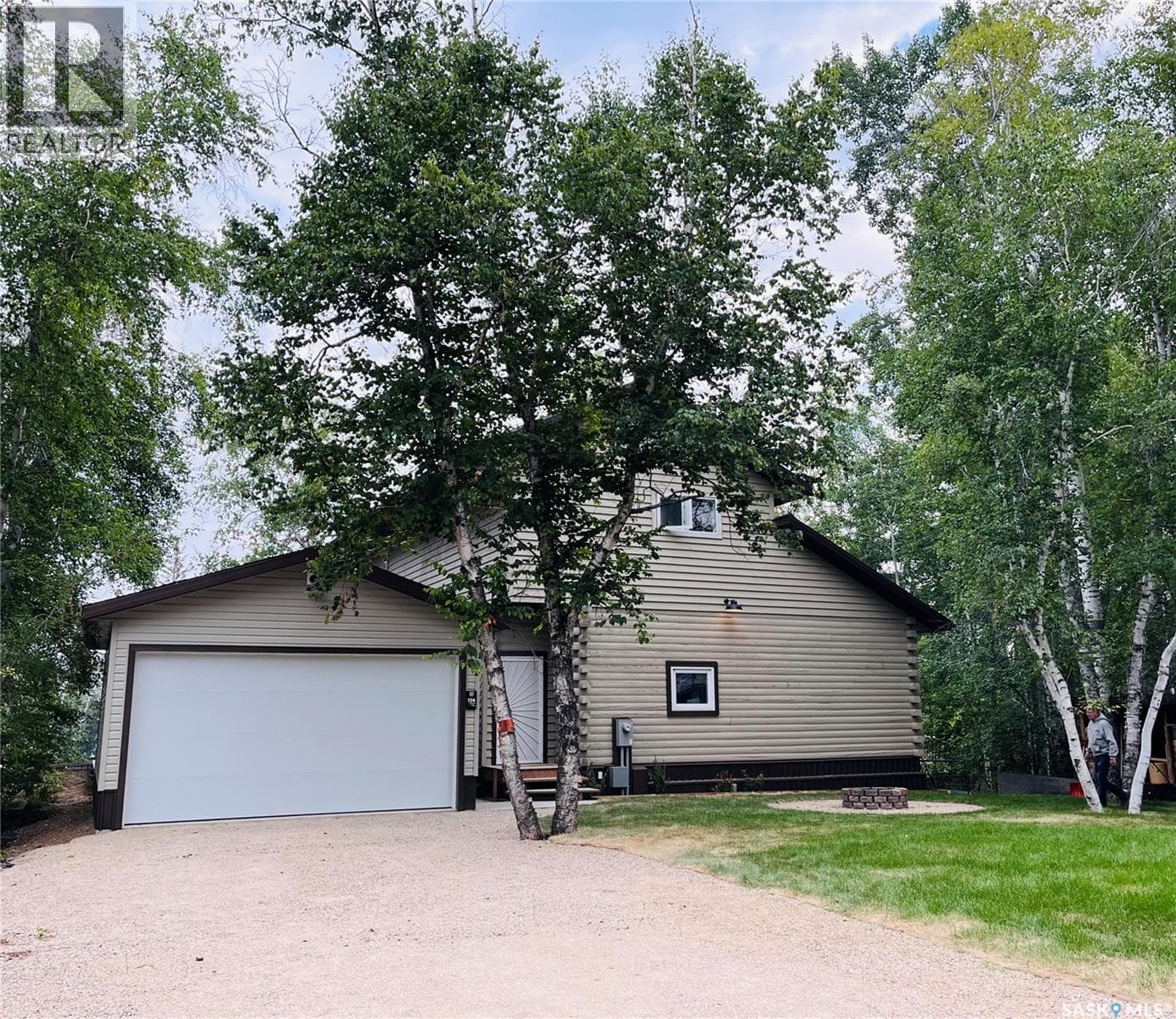 224 Pine DRIVE
