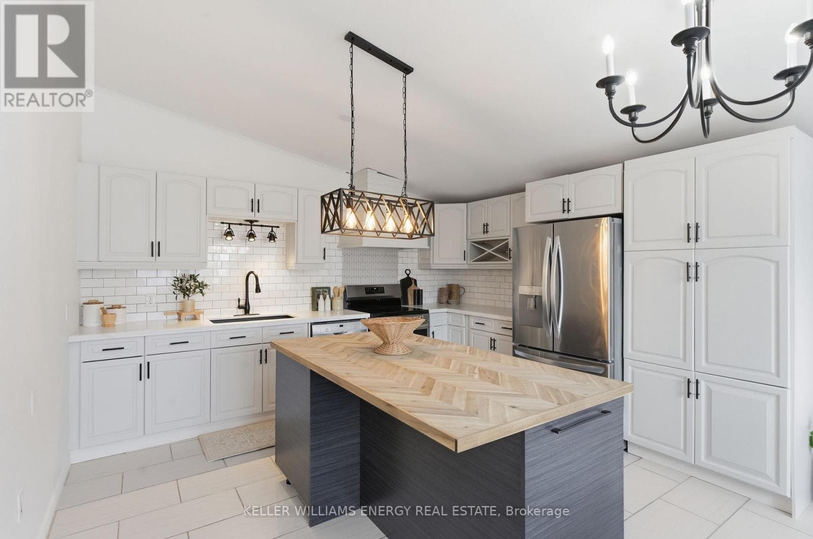 3 bed 2 bath single family at 26 WELLINGTON STREET — $699,000