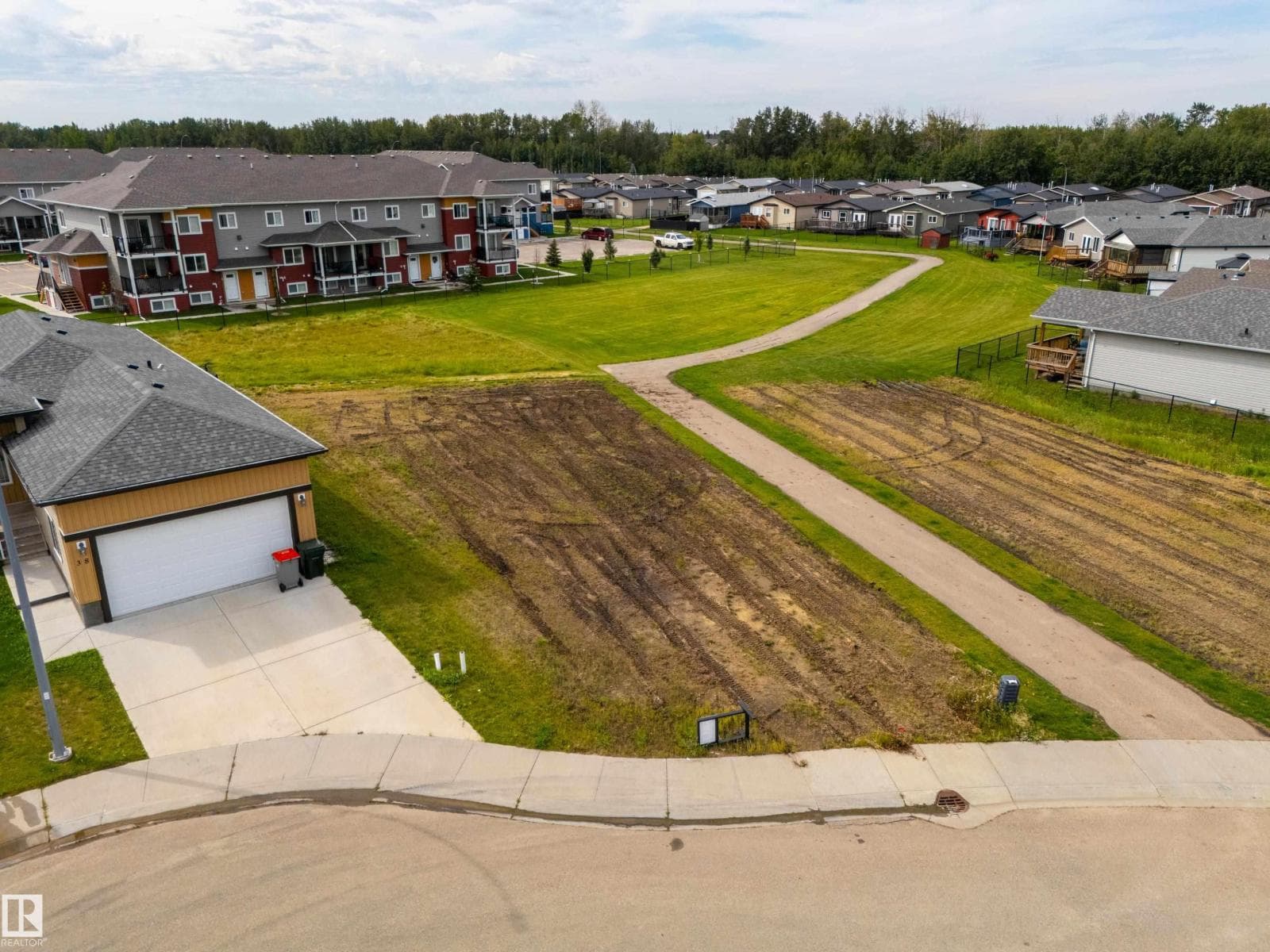 39 SUN MEADOWS CL — photo 3